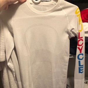 Soul-cycle white lululemon long sleeve size 4